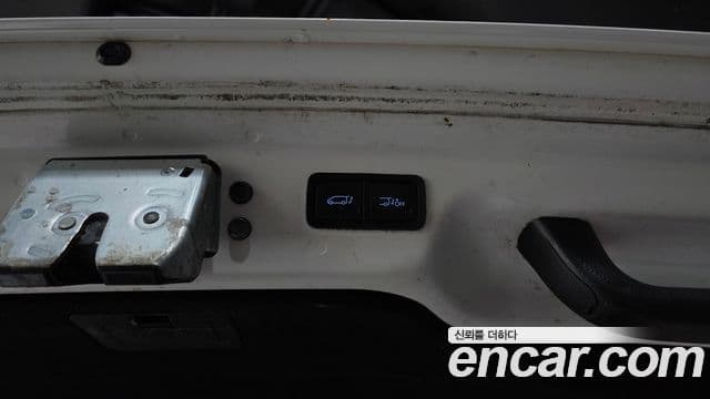 Hyundai Staria 2023 — ფოტო 15/20