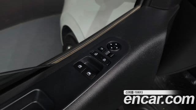 Hyundai Staria 2023 — Photo 14/32