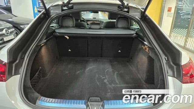 Mercedes-Benz GLE-Class 2025 — Photo 4/20