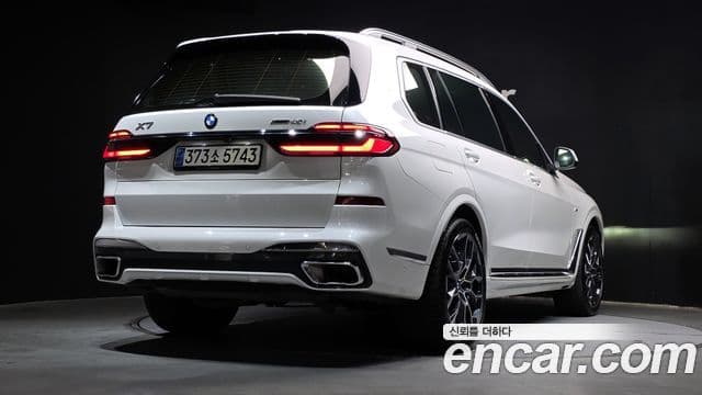 BMW X7 2023 — ფოტო 2/20
