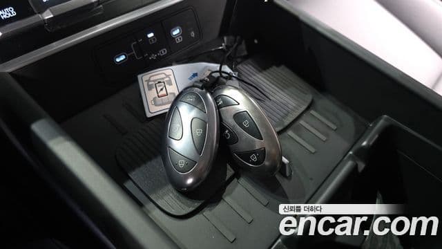 Hyundai Santa Fe 2025 — Şəkil 18/20