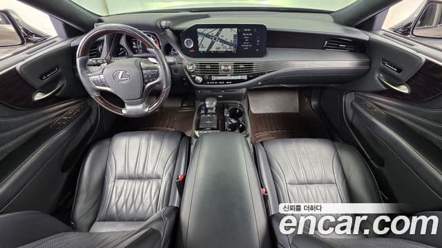Lexus LS500 2021 — Şəkil 10/20
