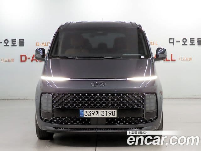Hyundai Staria 2021 — Фото 2/20