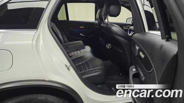 Mercedes-Benz GLC-Class 2022 — Фото 11/20