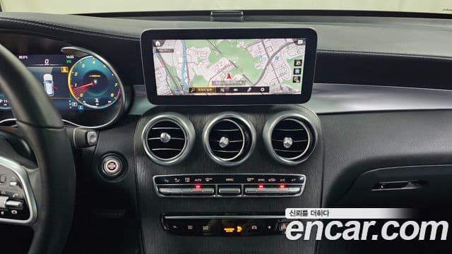 Mercedes-Benz GLC-Class 2022 — Фото 12/20