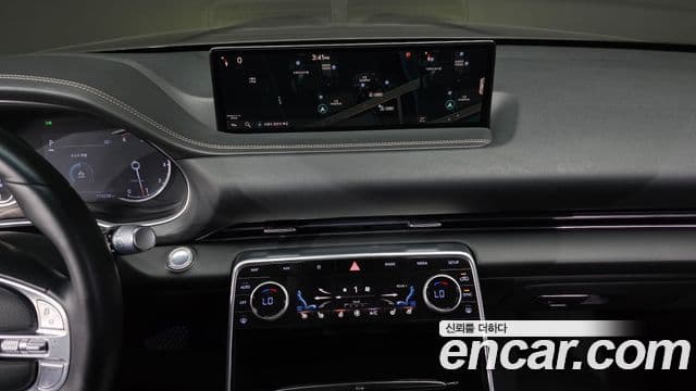 Genesis GV80 2020 — Şəkil 13/20