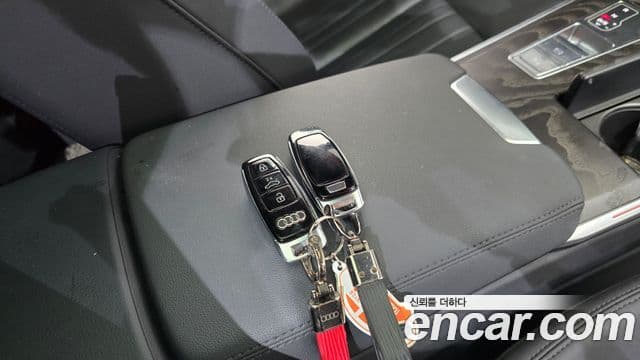 Audi A6 2020 — ფოტო 15/20