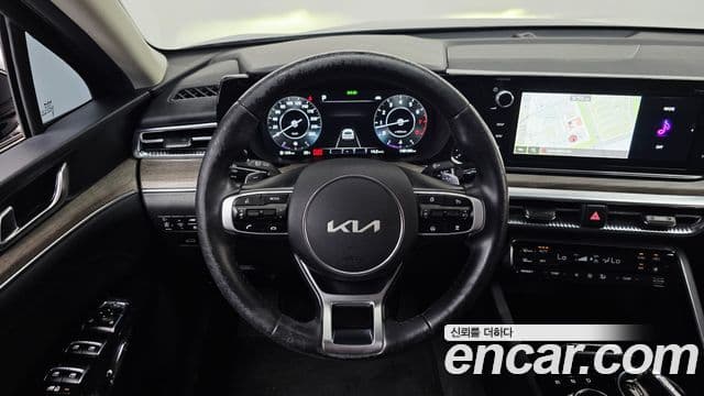 Kia K5 2022 — Şəkil 13/20