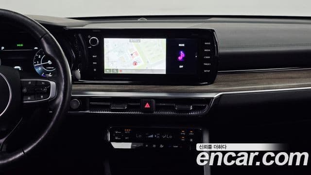 Kia K5 2022 — Şəkil 14/20