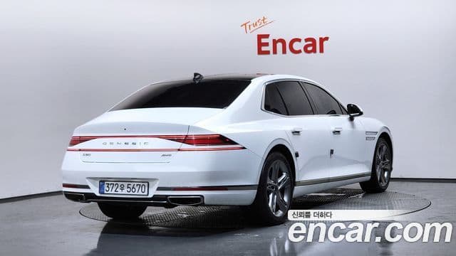 Genesis G90 2022 — ფოტო 2/20