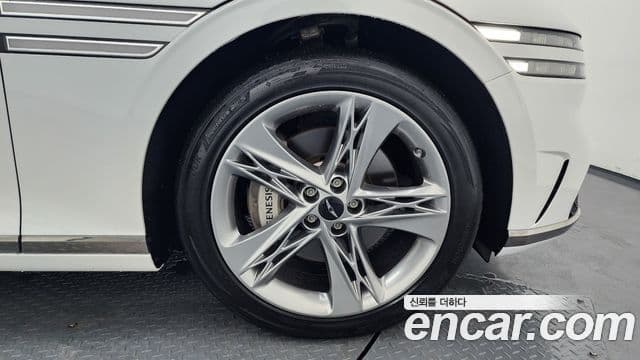 Genesis G90 2022 — ფოტო 5/20