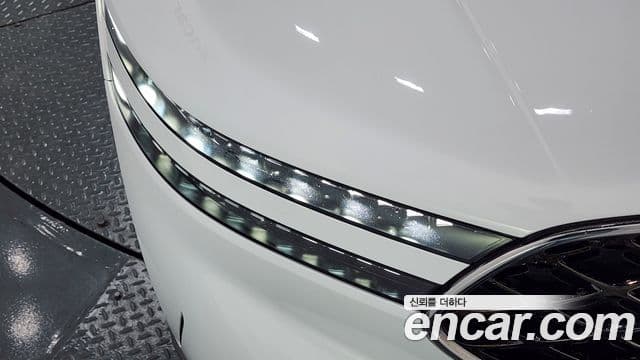 Genesis G90 2022 — Photo 36/41