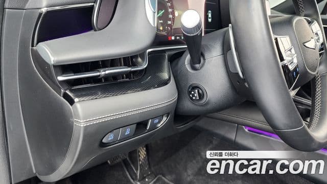 Genesis G90 2022 — Photo 2/41