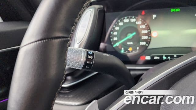 Genesis G90 2022 — Photo 22/41