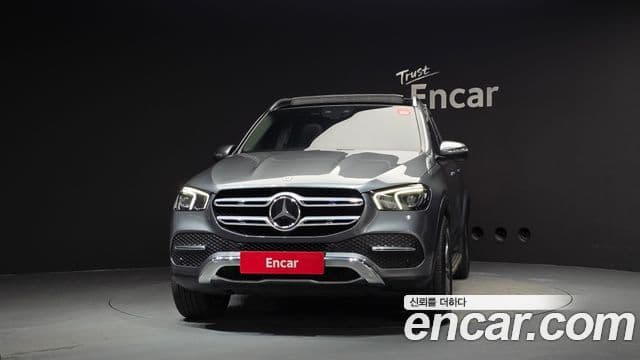 Mercedes-Benz GLE-Class 2021 — Фото 3/20