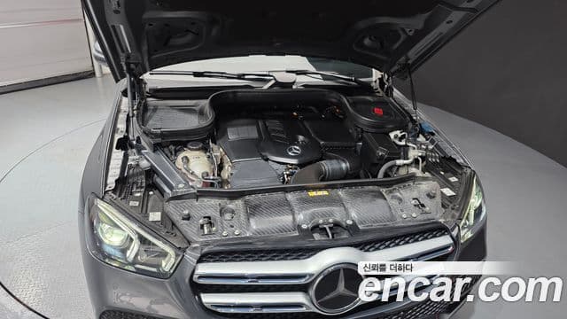 Mercedes-Benz GLE-Class 2021 — Фото 6/20