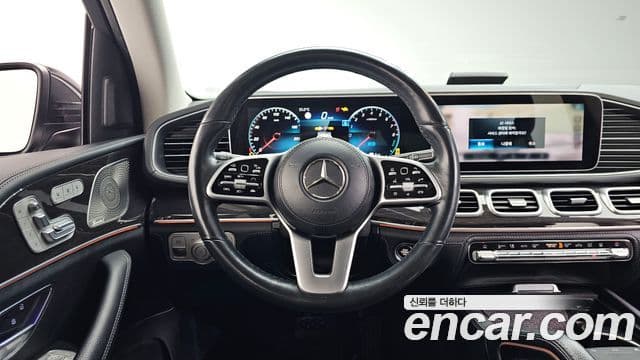 Mercedes-Benz GLE-Class 2021 — Şəkil 13/20