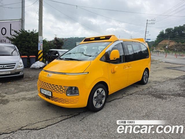 Hyundai Staria 2022 — Фото 12/12