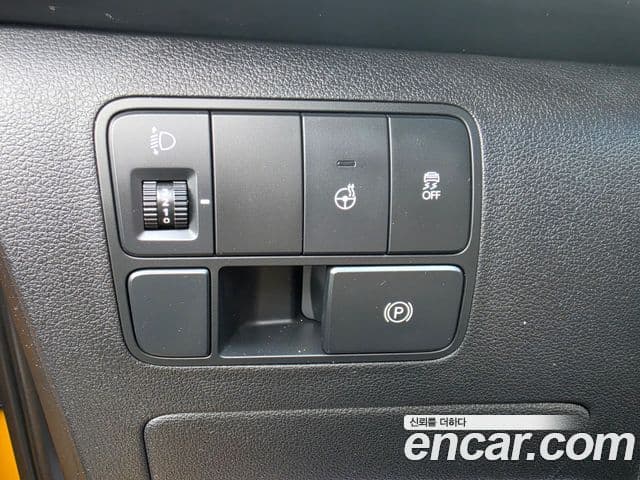 Hyundai Staria 2022 — Фото 6/12