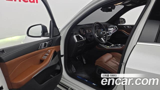 BMW X7 2024 — ფოტო 10/20