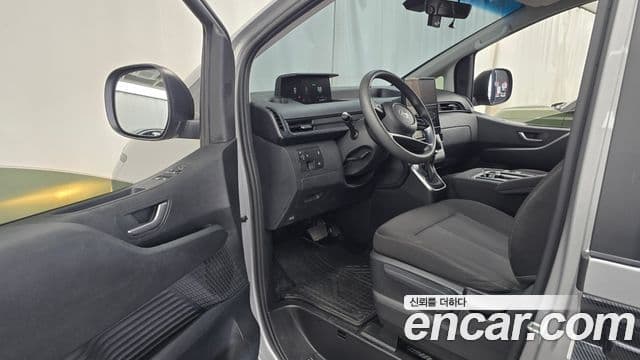 Hyundai Staria 2024 — Şəkil 10/20