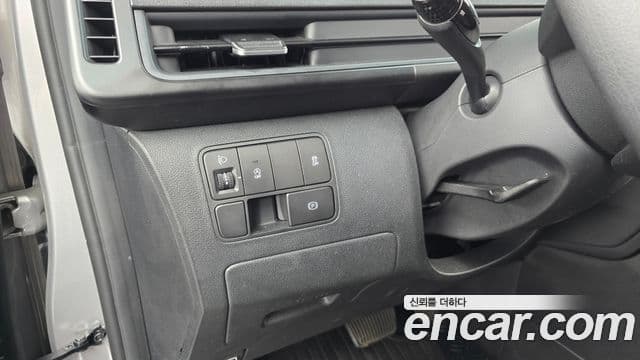 Hyundai Staria 2024 — Şəkil 17/20