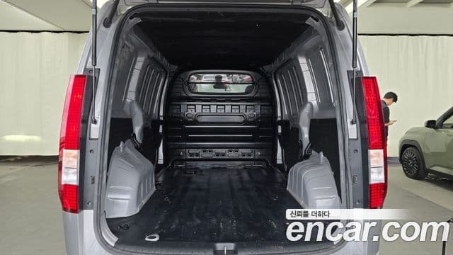 Hyundai Staria 2024 — Şəkil 20/20