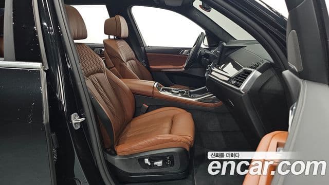 BMW X7 2025 — ფოტო 10/20