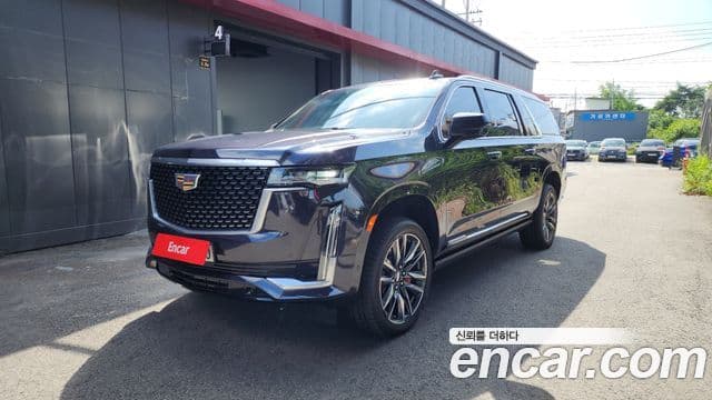 Cadillac Escalade 2022 — ფოტო 20/20