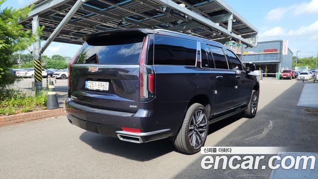 Cadillac Escalade 2022 — ფოტო 1/20