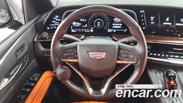 Cadillac Escalade 2022 — ფოტო 12/20