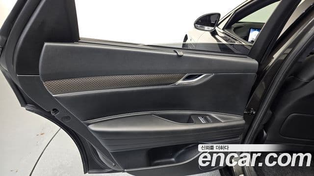 Genesis G80 2024 — Photo 26/31