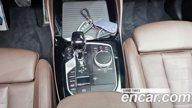 BMW X4 2023 — Şəkil 9/20