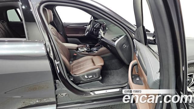 BMW X4 2023 — Şəkil 19/20
