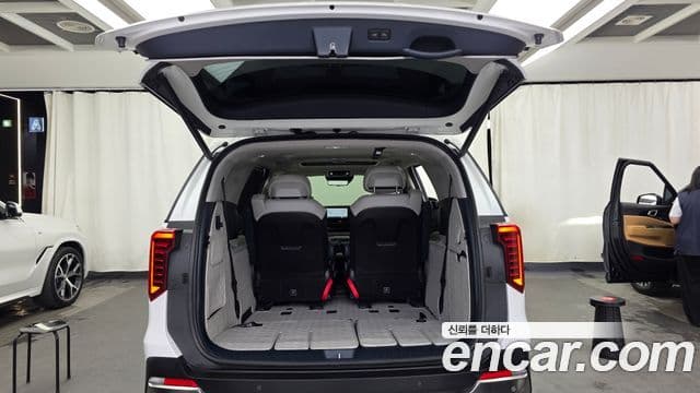 Kia Carnival 2024 — Фото 20/20