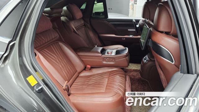 Genesis G90 2023 — Şəkil 11/20