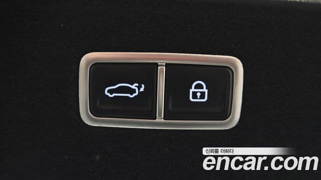 Genesis G90 2023 — Şəkil 18/20