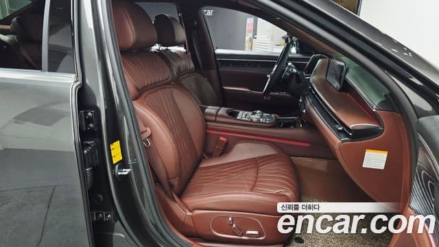 Genesis G90 2023 — Photo 31/38