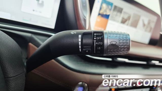 Genesis G90 2023 — Photo 17/38