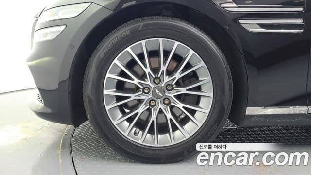 Genesis Electrified G80 2022 — ფოტო 5/20