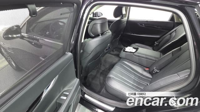 Genesis Electrified G80 2022 — ფოტო 11/20