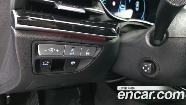 Genesis Electrified G80 2022 — ფოტო 13/20