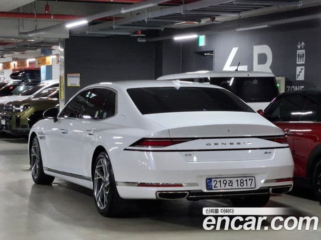 Genesis G90, 2023