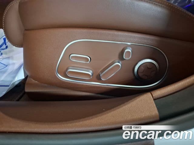 Genesis G90 2023 — Şəkil 12/20