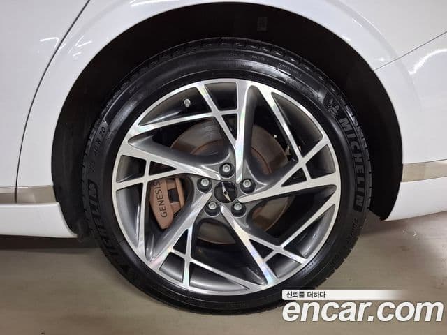 Genesis G90 2023 — Şəkil 19/20