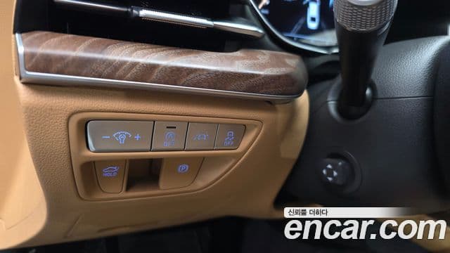 Genesis Electrified G80 2020 — Şəkil 13/20