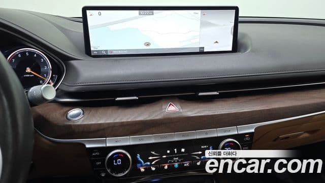 Genesis Electrified G80 2020 — Şəkil 15/20