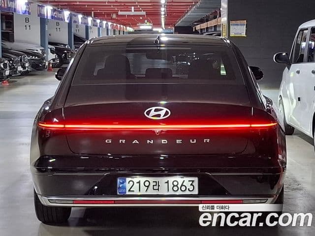 Hyundai Grandeur 2023 — Şəkil 3/20