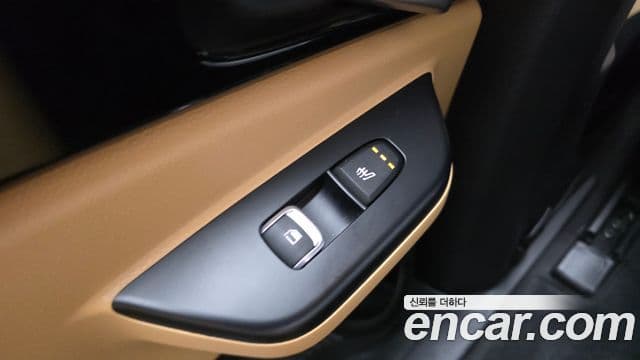 Kia Carnival 2023 — Фото 20/20