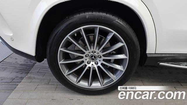 Mercedes-Benz GLE-Class 2025 — фото 5 из 20
